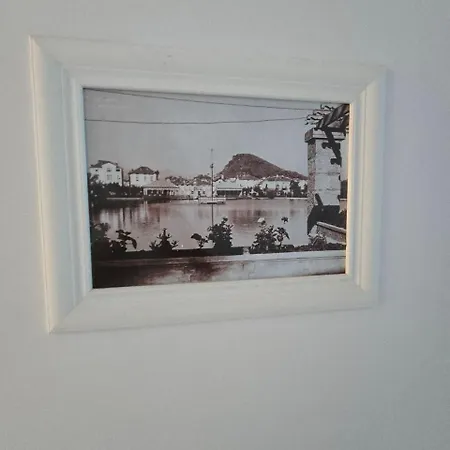 Luxury アパート ポモリエ